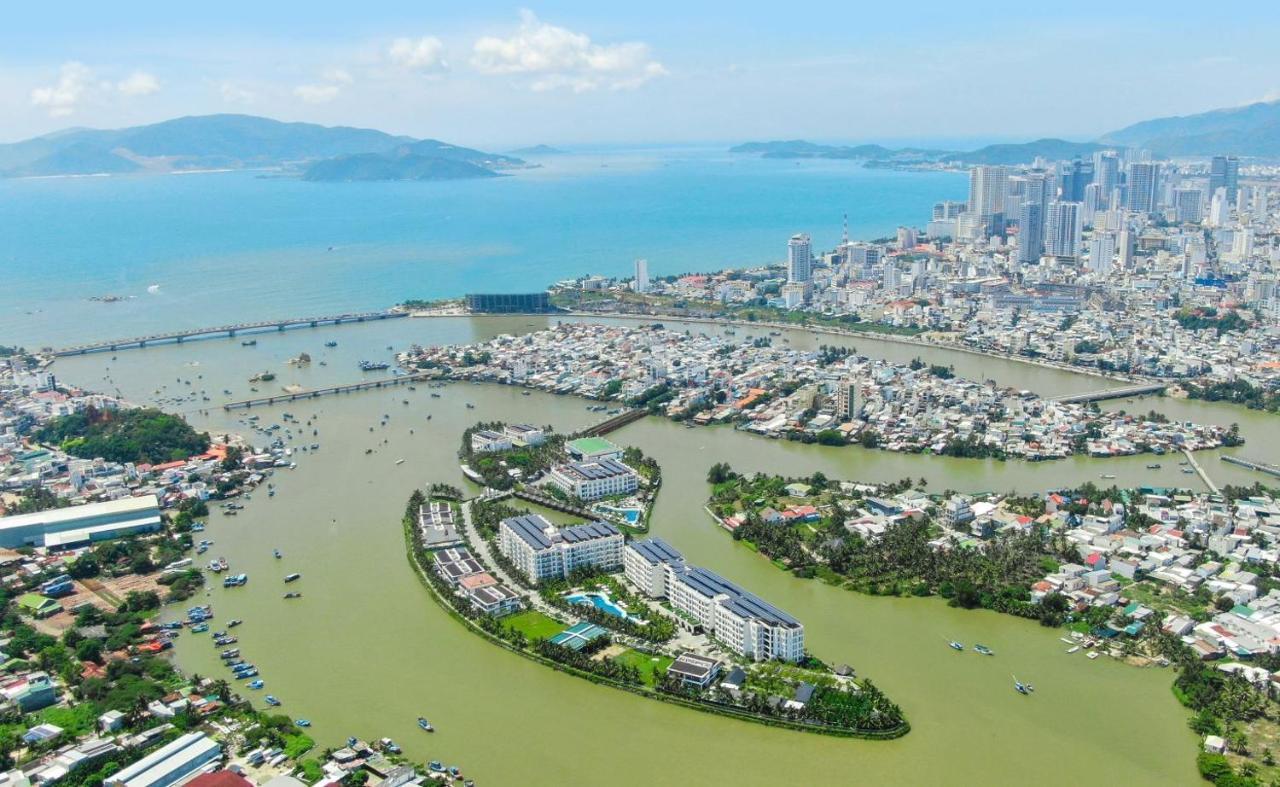 Cham Oasis Nha Trang Resort Condotel Exteriör bild