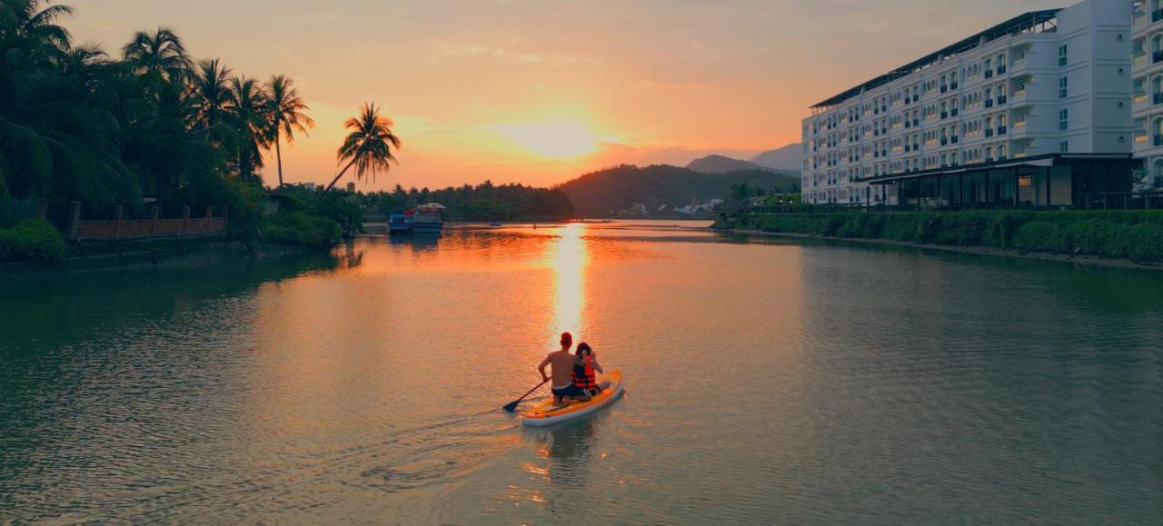 Cham Oasis Nha Trang Resort Condotel Exteriör bild