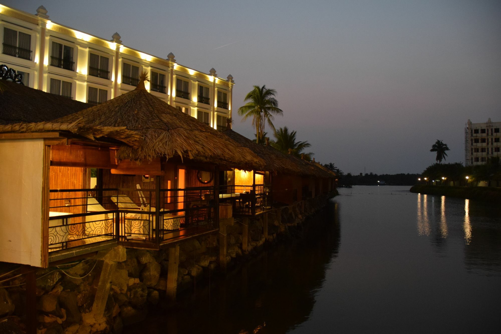Cham Oasis Nha Trang Resort Condotel Exteriör bild